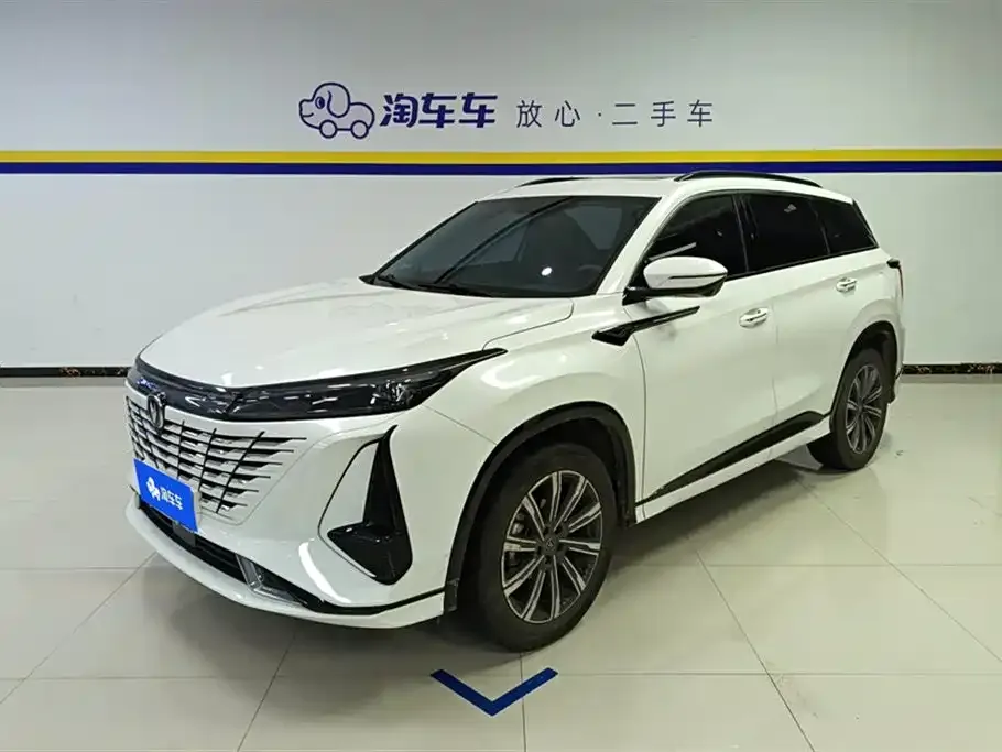 Changan CS75PLUS — фото 1
