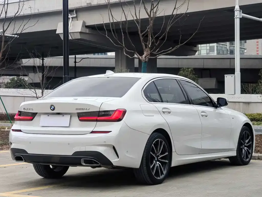 BMW 3 Series — фото 2