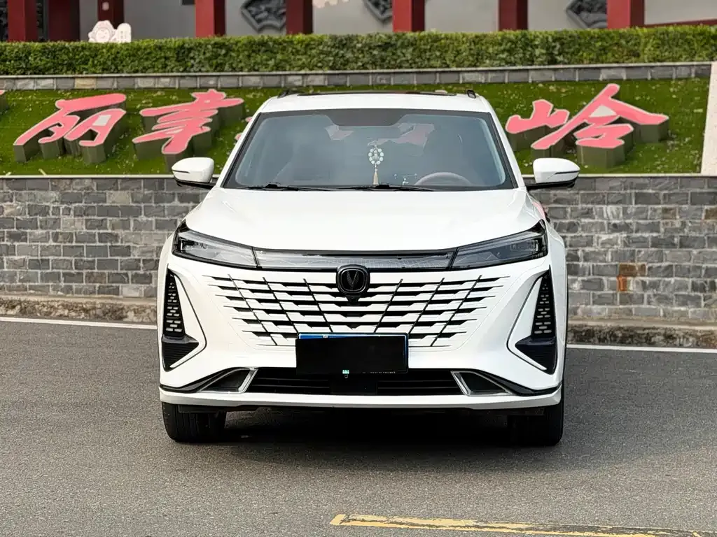 Changan CS75PLUS — фото 8