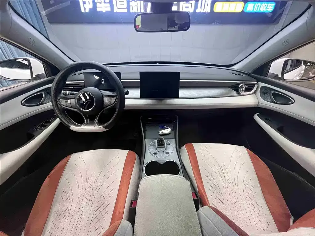BYD Seal 05 DM-i — фото 9