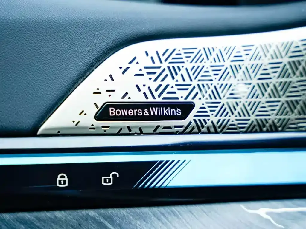 BMW 5 Series — фото 9