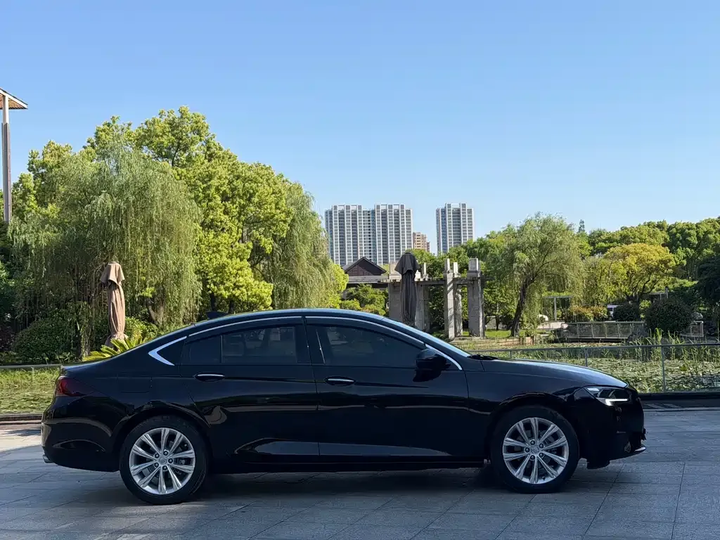 Buick Regal — фото 7