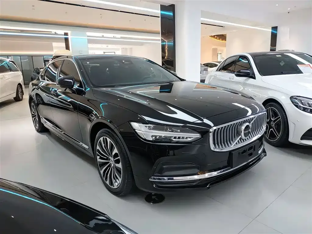 Volvo S90 — фото 5
