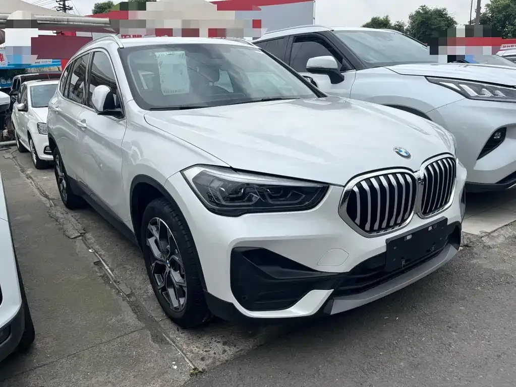 BMW X1 — фото 7