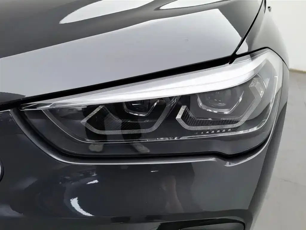 BMW X1 — фото 2