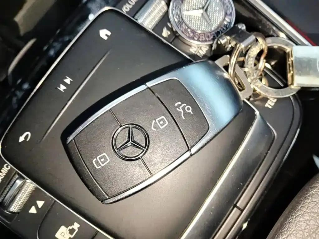 Mercedes-Benz GLA — фото 2