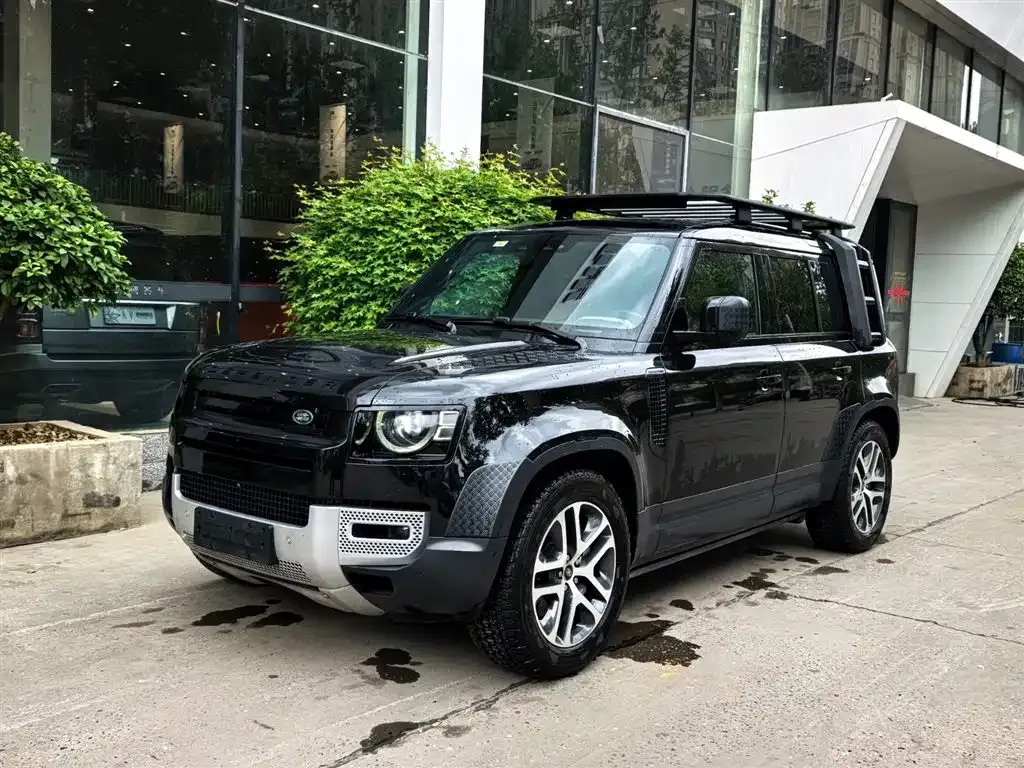 Land Rover Defender — фото 1