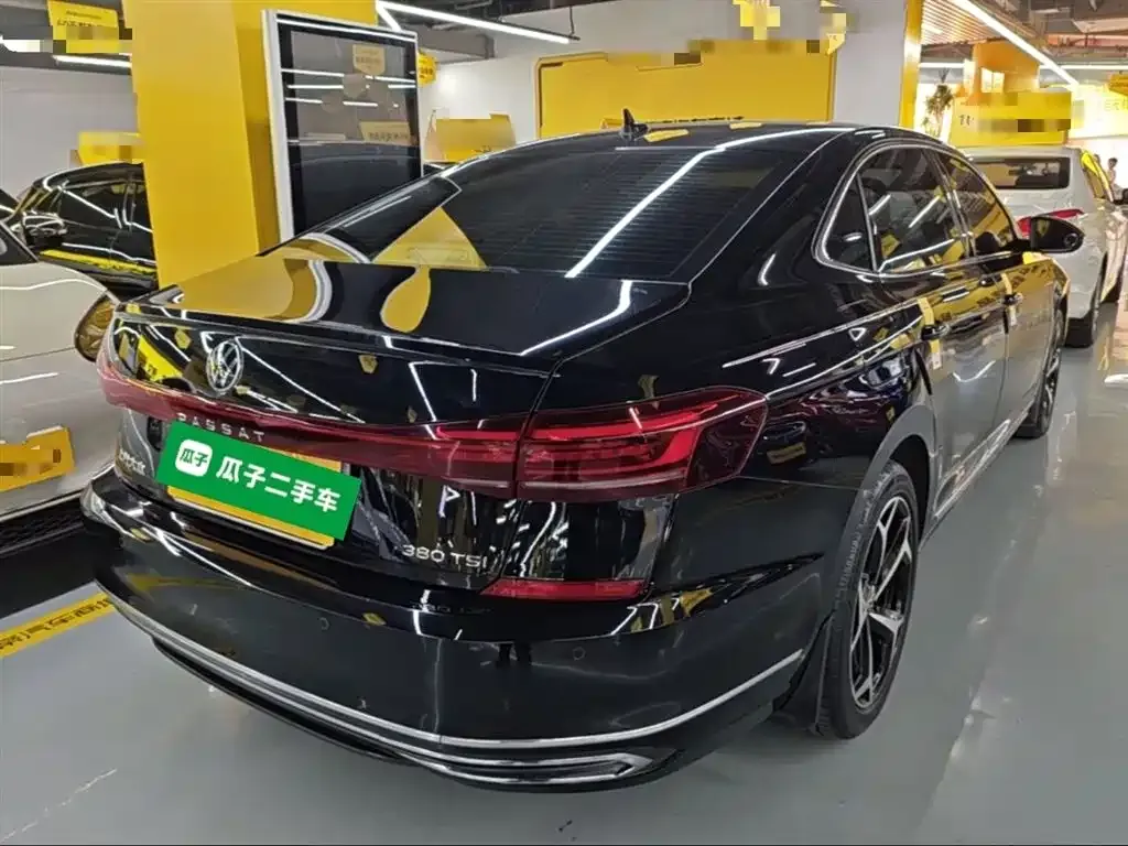 Volkswagen Passat — фото 6