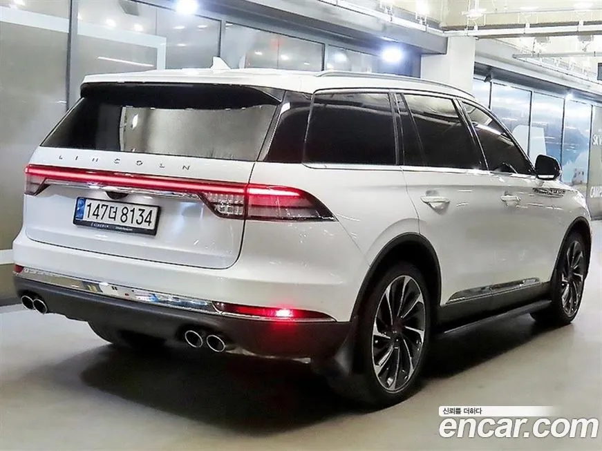 Lincoln Aviator — фото 4