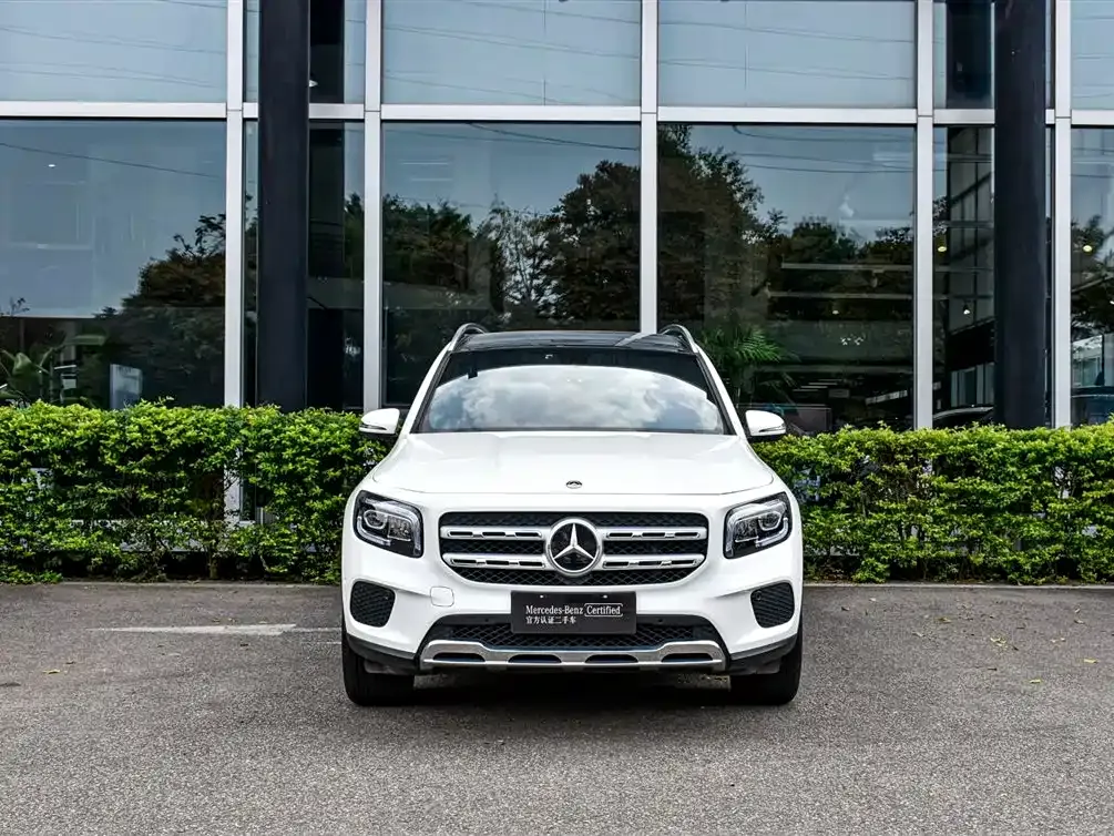 Mercedes-Benz GLB — фото 10