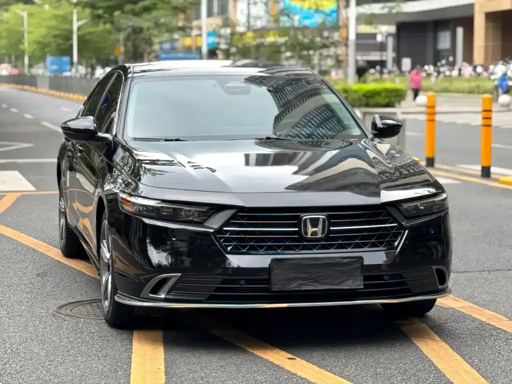 Honda Accord — фото 5