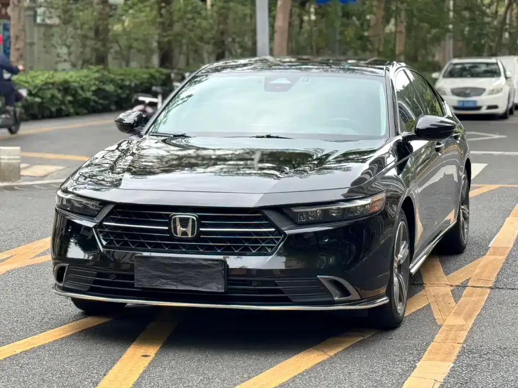 Honda Accord — фото 6