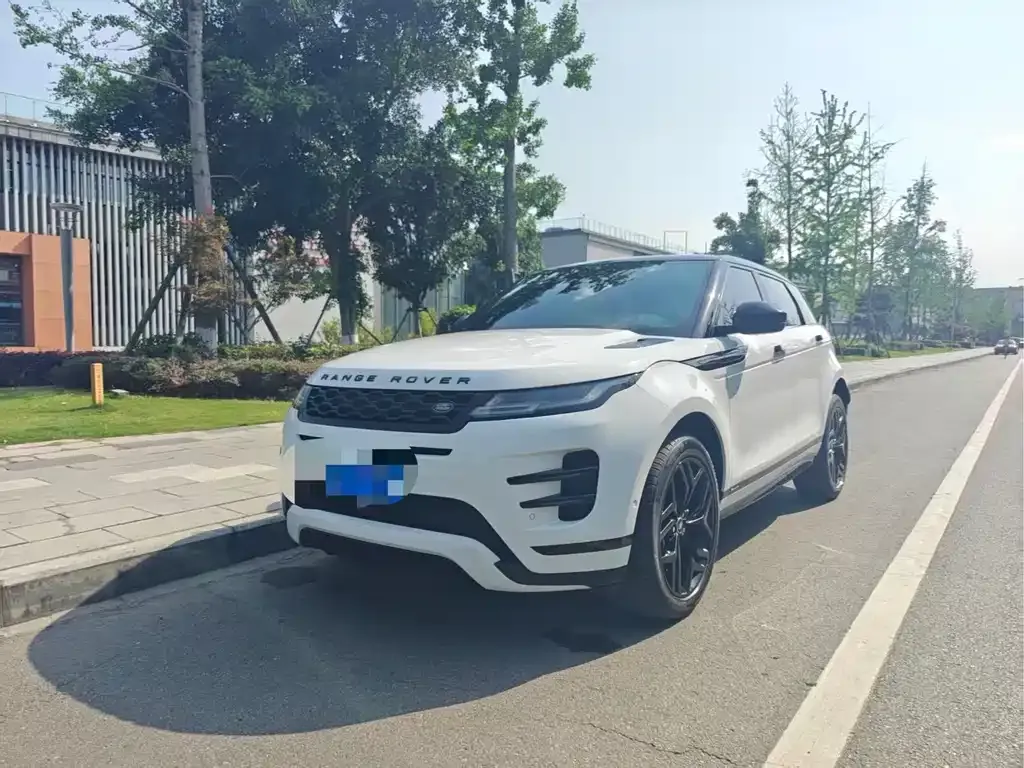 Land Rover Evoque — фото 1