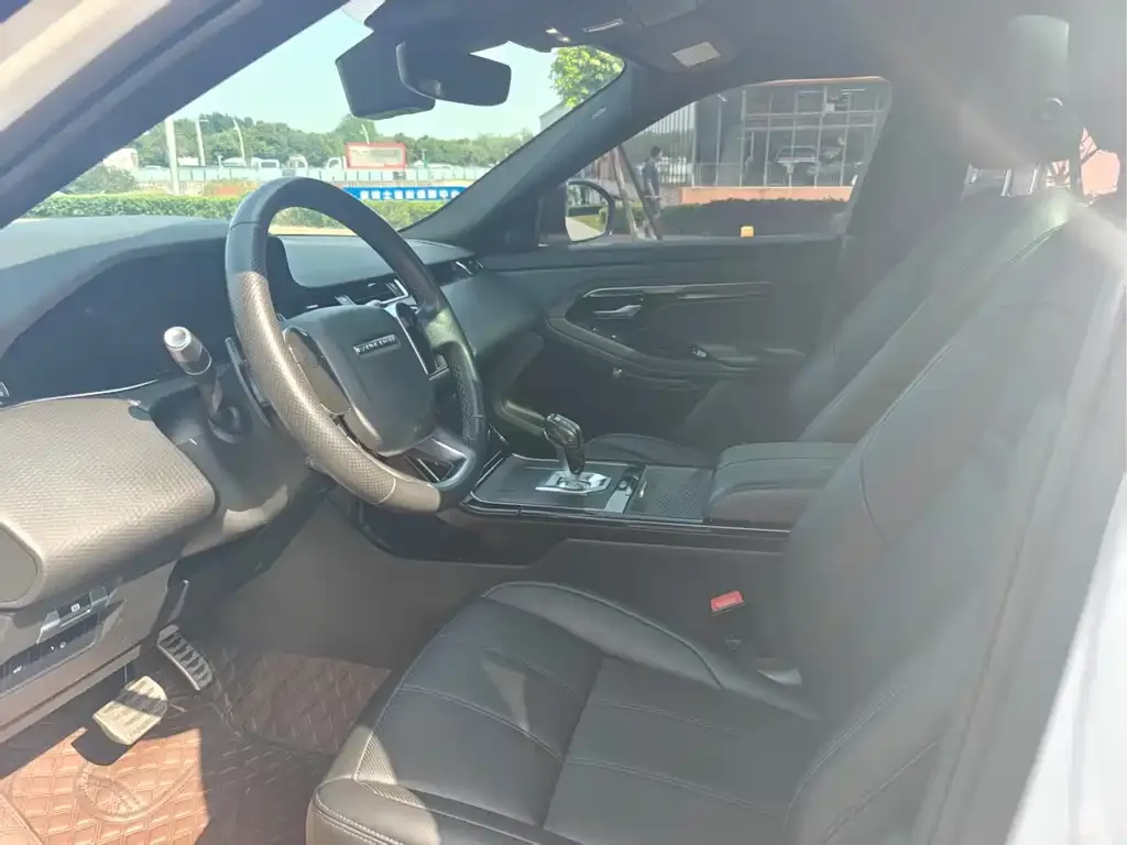 Land Rover Evoque — фото 2