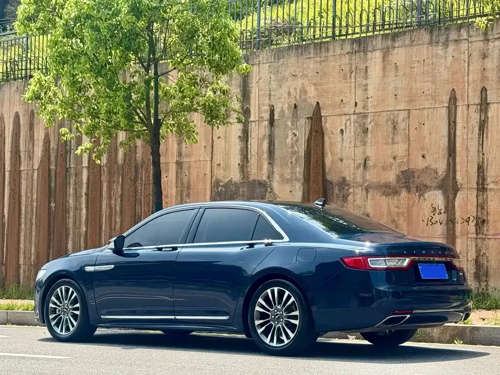 Lincoln Continental — фото 2