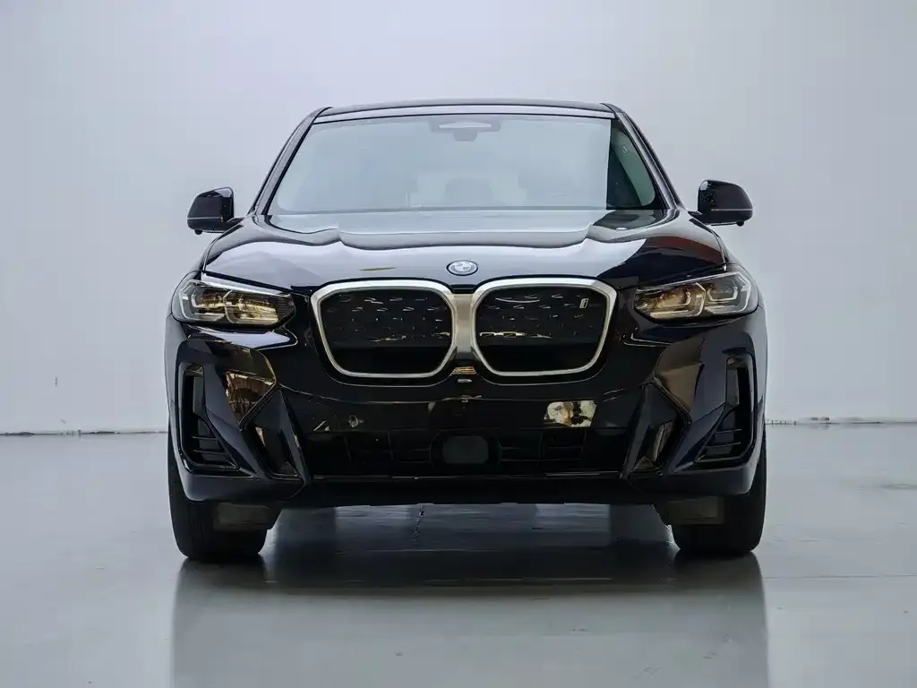 BMW iX3 — фото 3