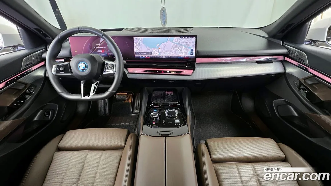 BMW i5 — фото 8