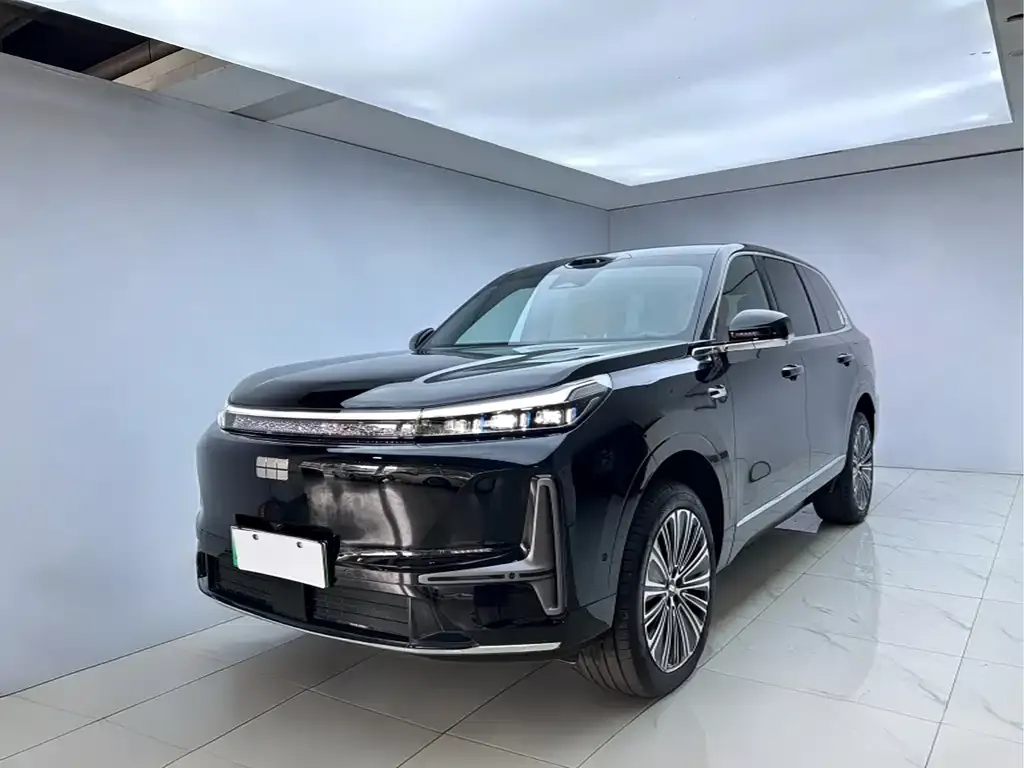 Geely Galaxy M9 — фото 1