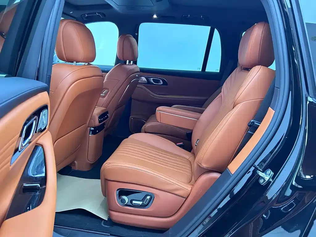 Geely Galaxy M9 — фото 4