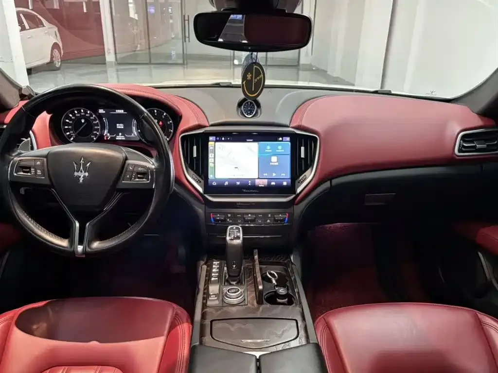 Maserati Ghibli — фото 6