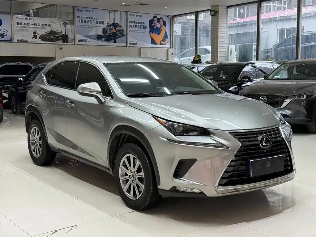 Lexus NX — фото 3