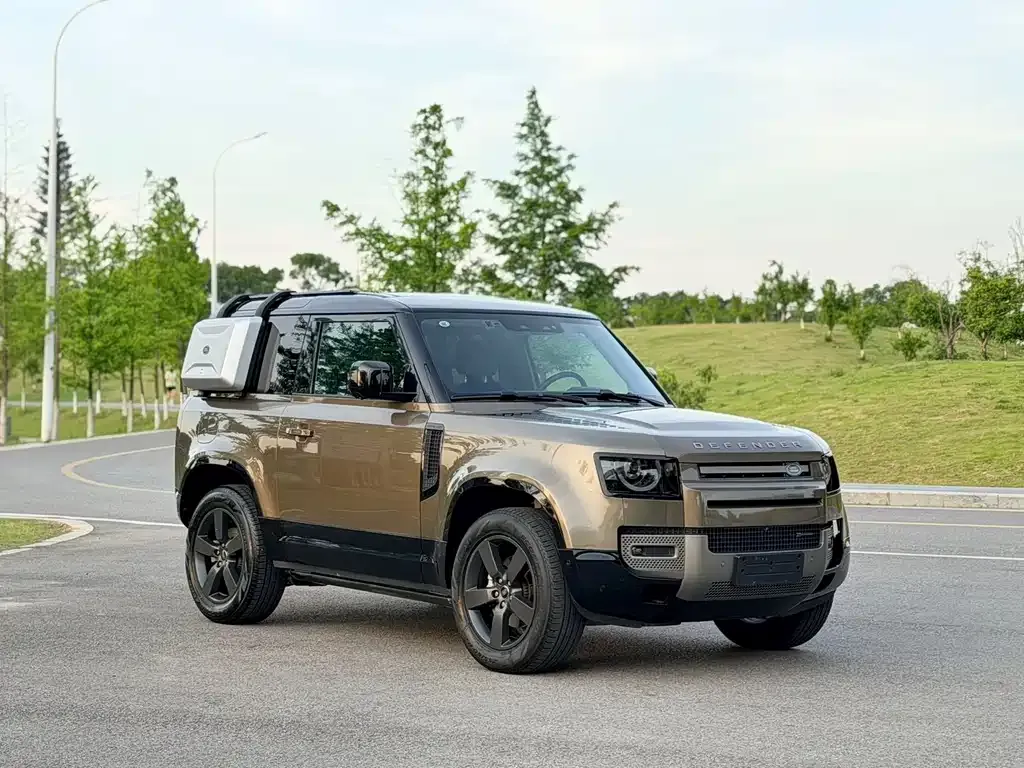 Land Rover Defender — фото 10