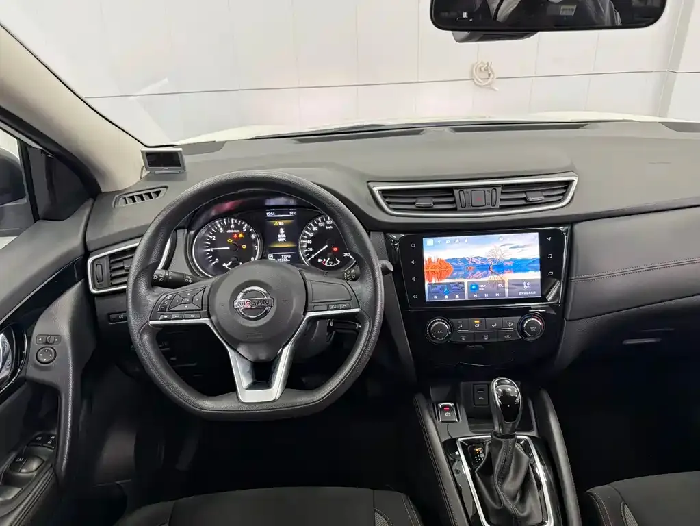 Nissan Qashqai — фото 10