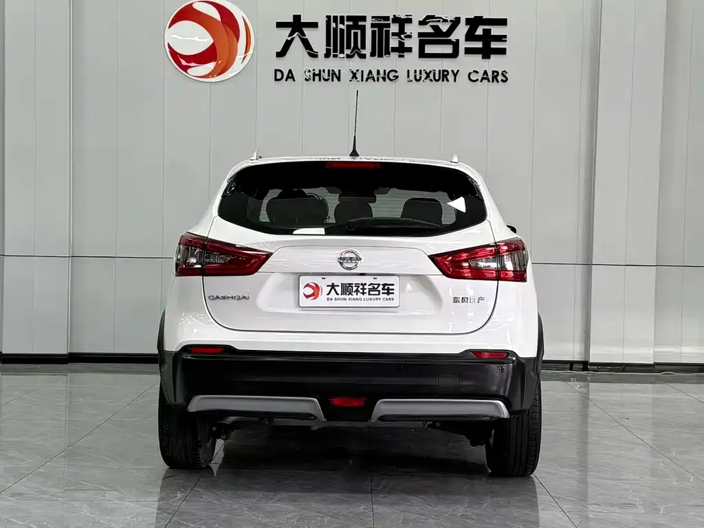 Nissan Qashqai — фото 3