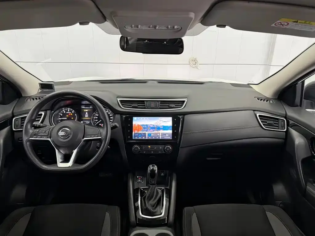 Nissan Qashqai — фото 9
