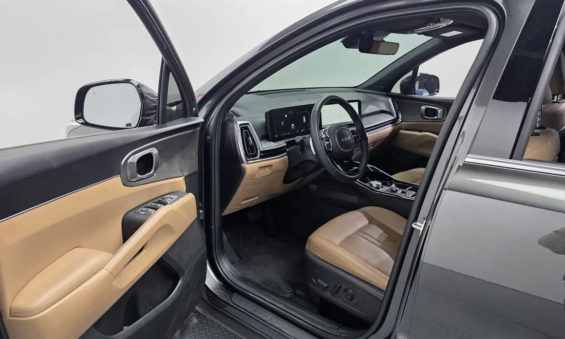 Kia Sorento — фото 8