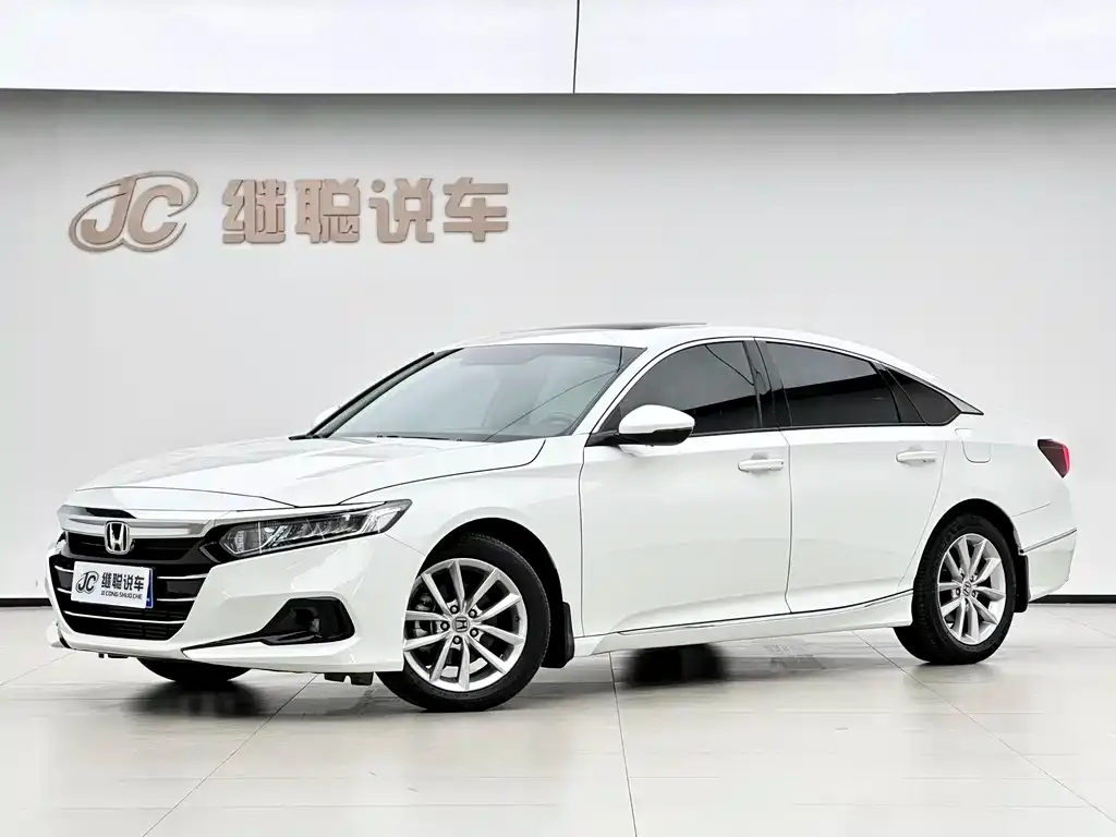 Honda Accord — фото 1