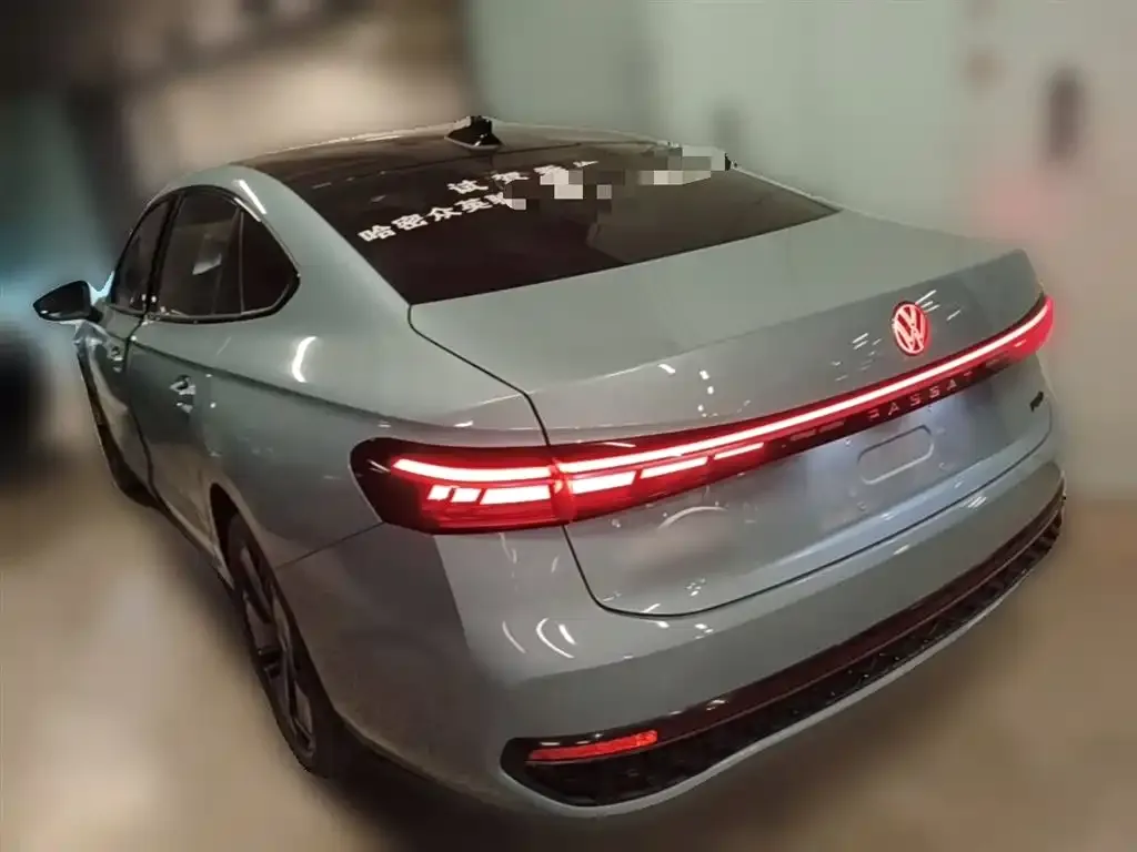 Volkswagen Passat — фото 4