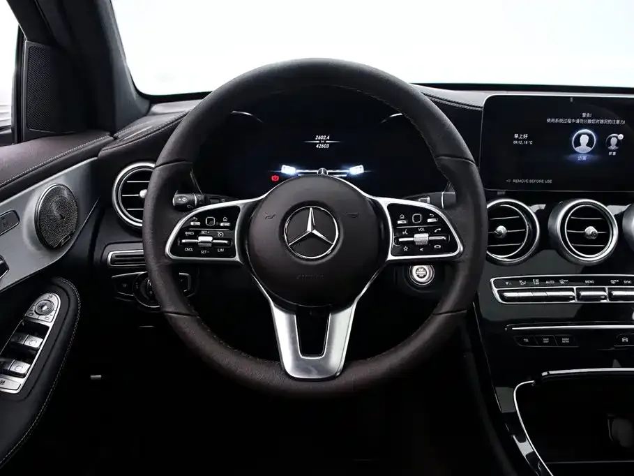 Mercedes-Benz GLC — фото 7