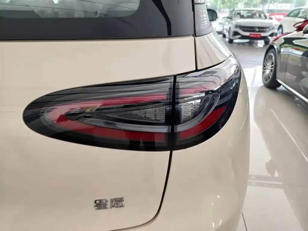 Geely Starburst — фото 3