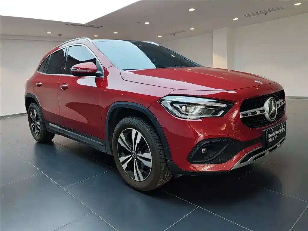 Mercedes-Benz GLA — фото 10