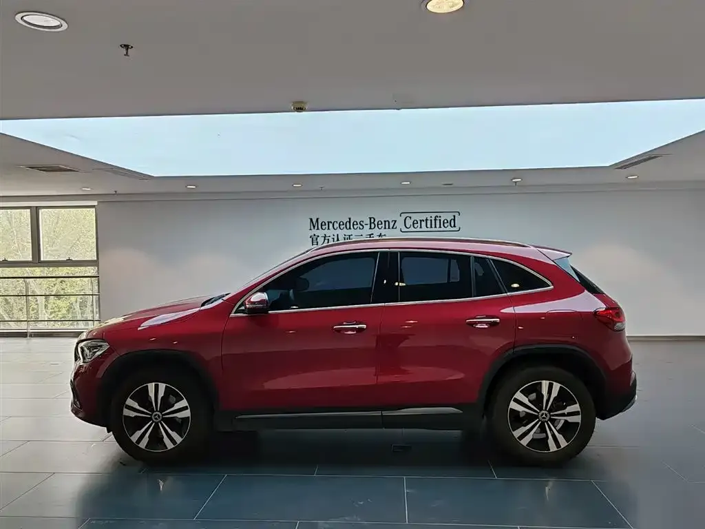 Mercedes-Benz GLA — фото 8