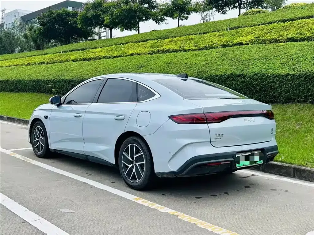 BYD Qin L — фото 5