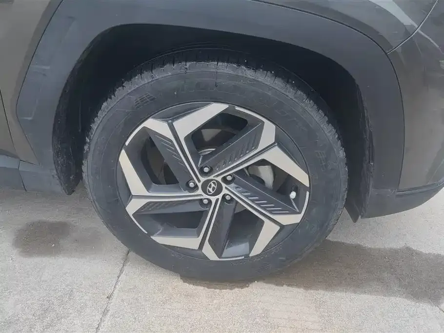Hyundai Tucson — фото 7