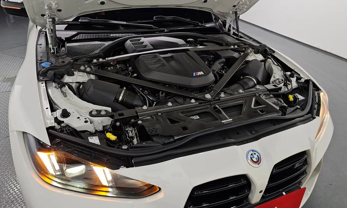 BMW M4 — фото 10