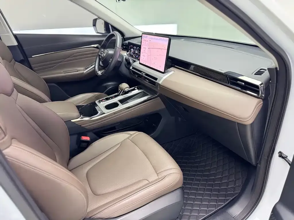 GAC Motor Trumpchi GS4 — фото 3