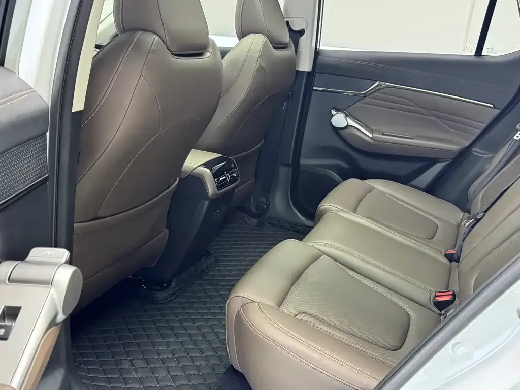 GAC Motor Trumpchi GS4 — фото 9