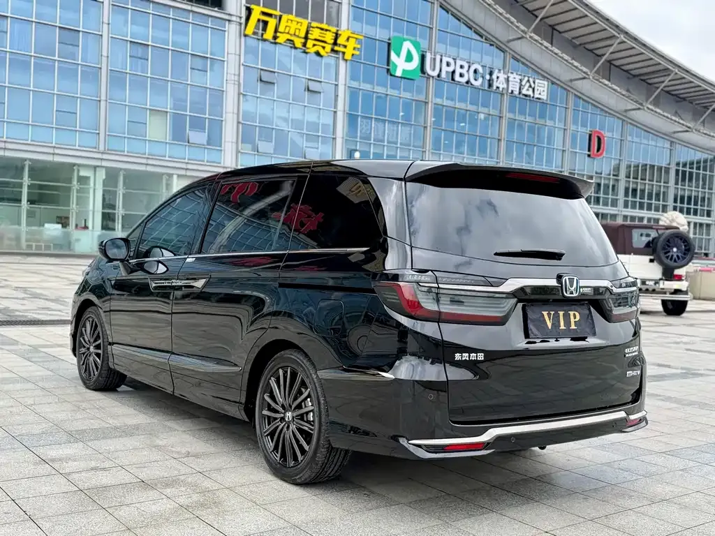 Honda Elysion — фото 7