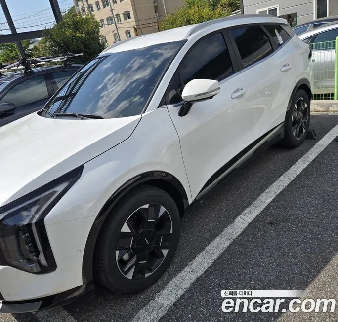 Kia Sportage — фото 1