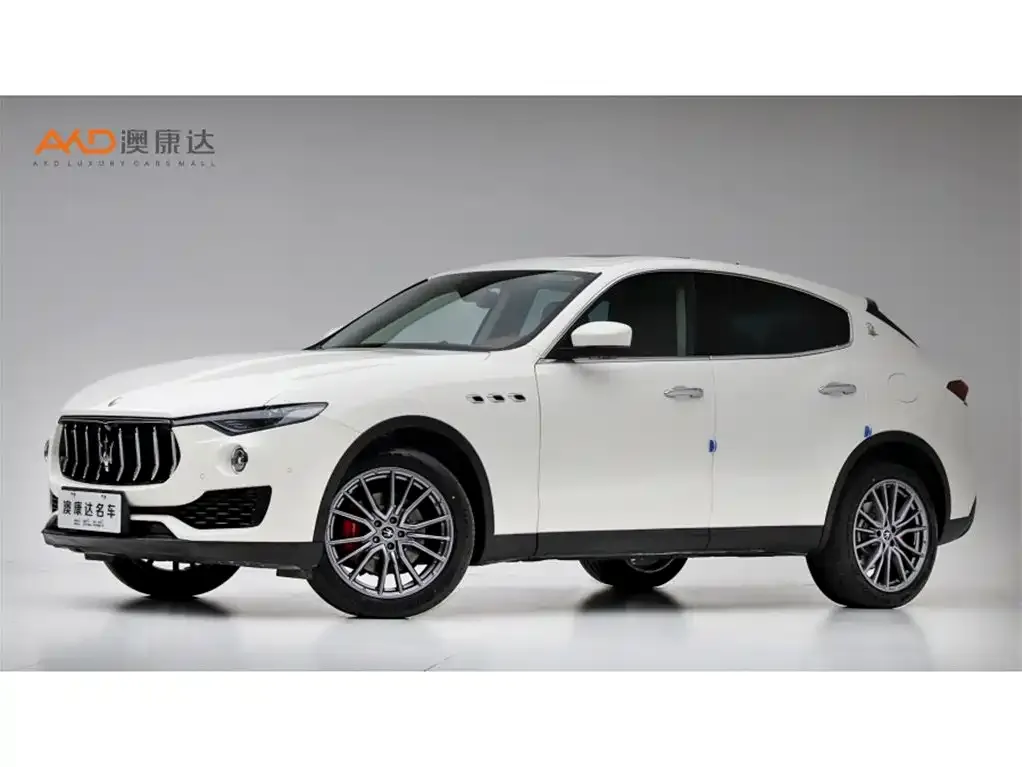 Maserati Levante — фото 1