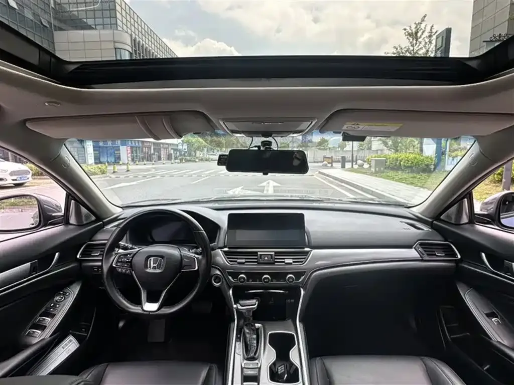 Honda Accord — фото 2
