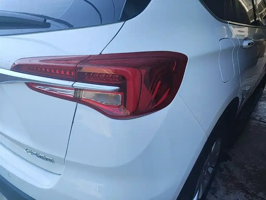 Buick Envision Plus — фото 2