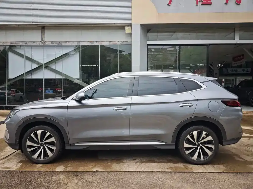 BYD PLUS New Energy — фото 7