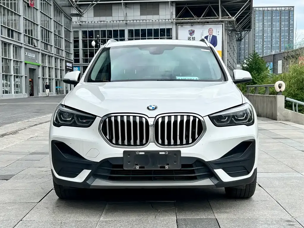 BMW X1 — фото 4