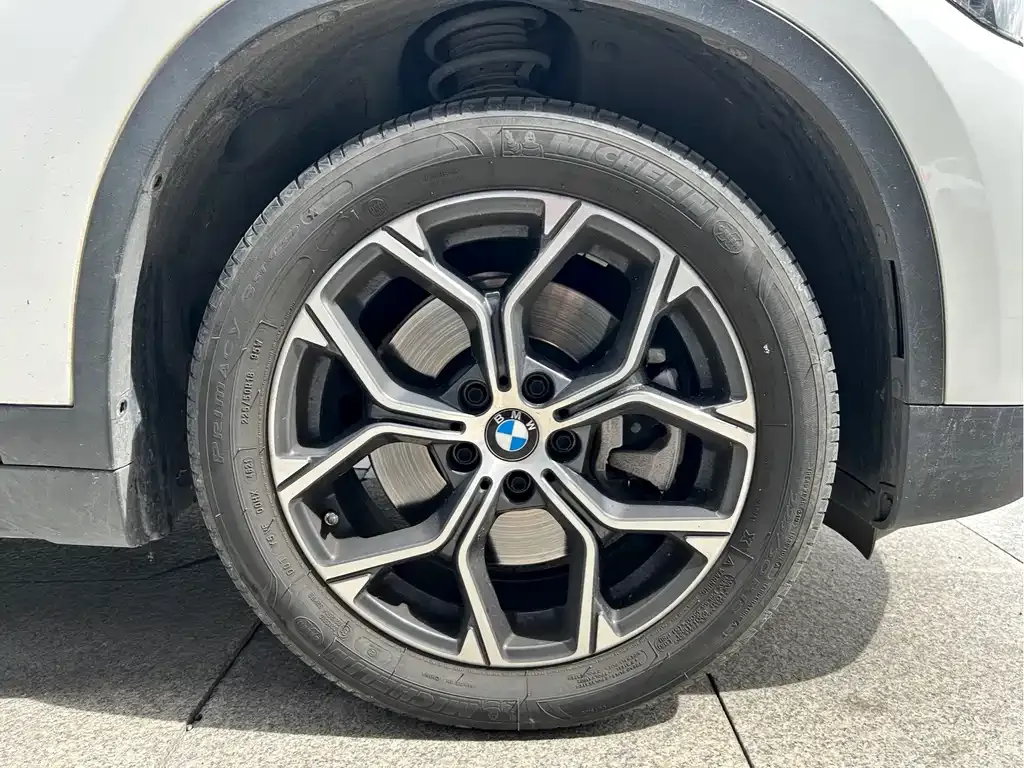 BMW X1 — фото 6