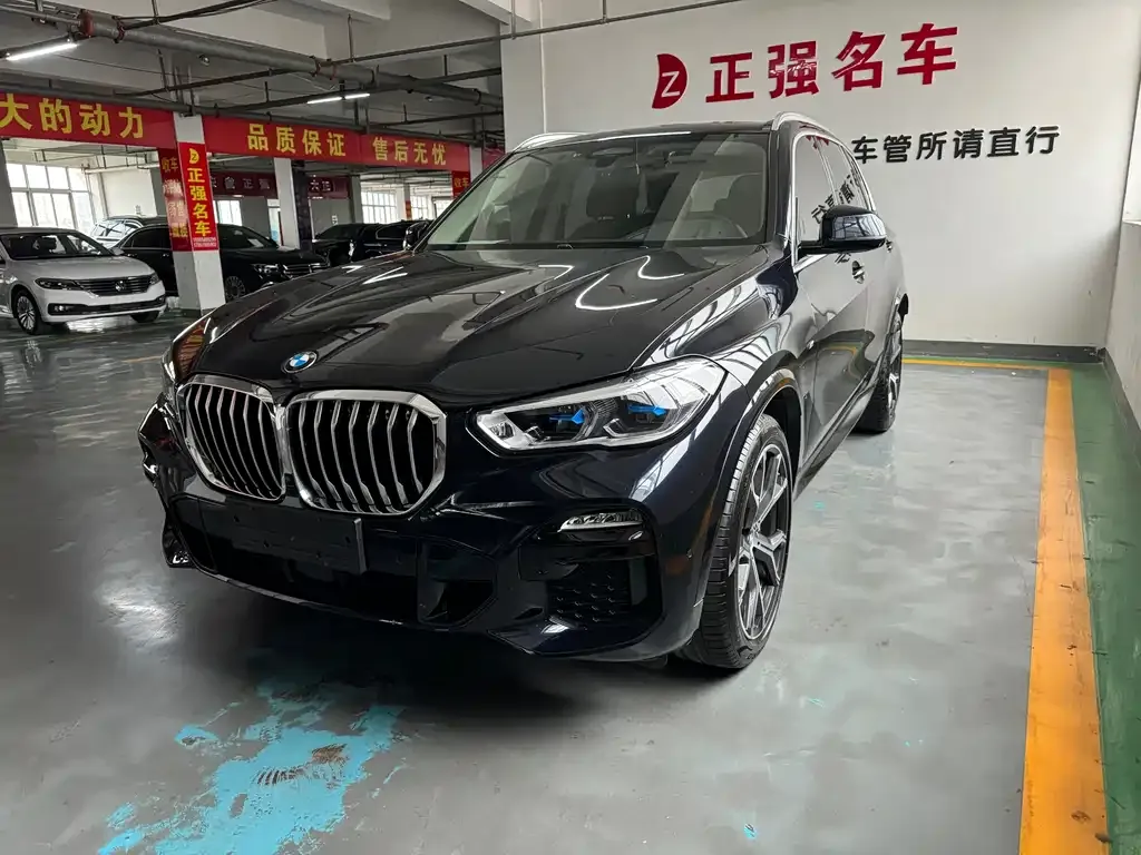 BMW X5 (Import) — фото 1